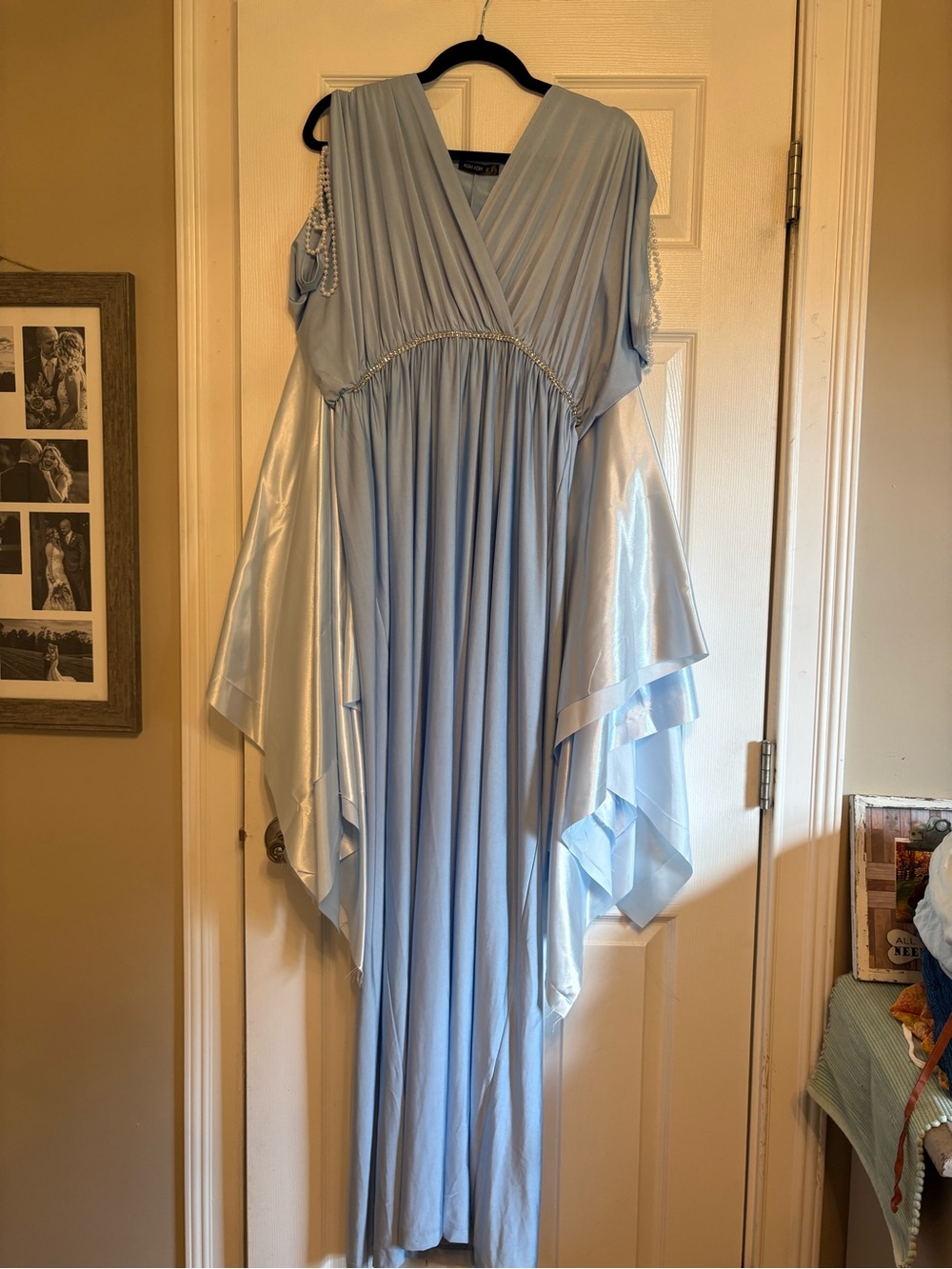 DIY Padme inspired Halloween costume-maternity